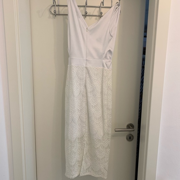 All white dress - Picture 2 of 2